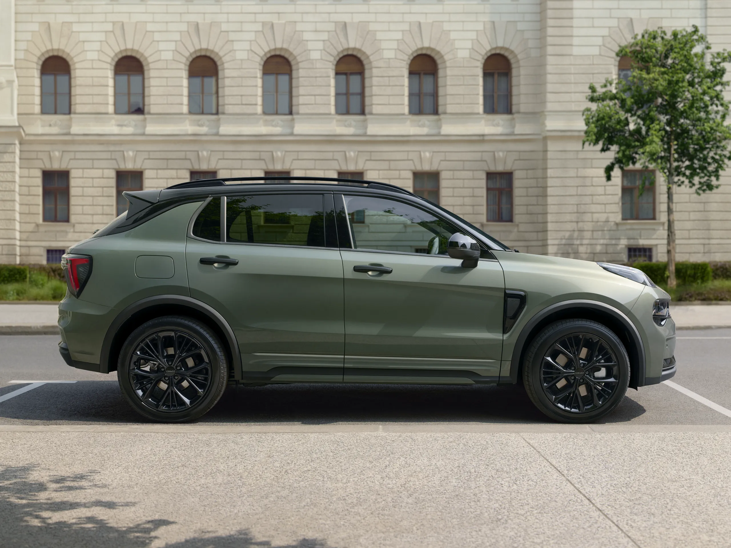 Lynk & Co 01